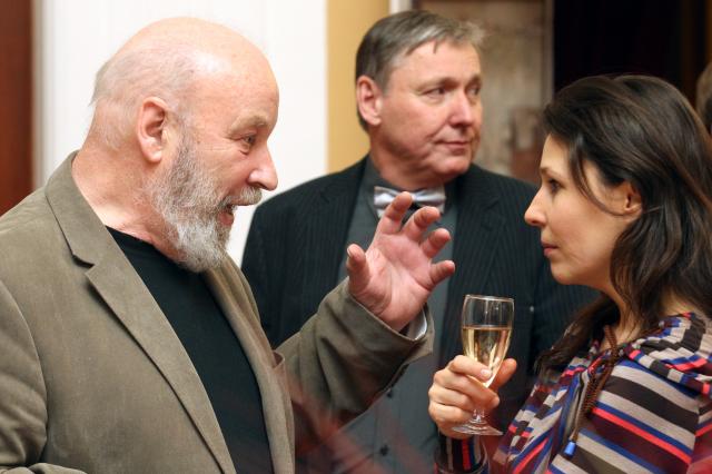 Režisér a člen poroty Otakar Kosek v rozhovoru s herečkou Ladou Jelínkovou. Foto Michal Klíma